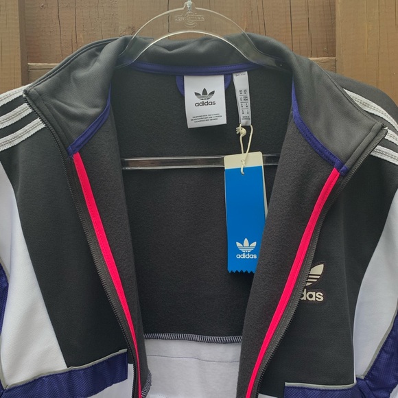 ***SOLD***Adidas Retro Inspired Zip Track Jacket. - Picture 7 of 8